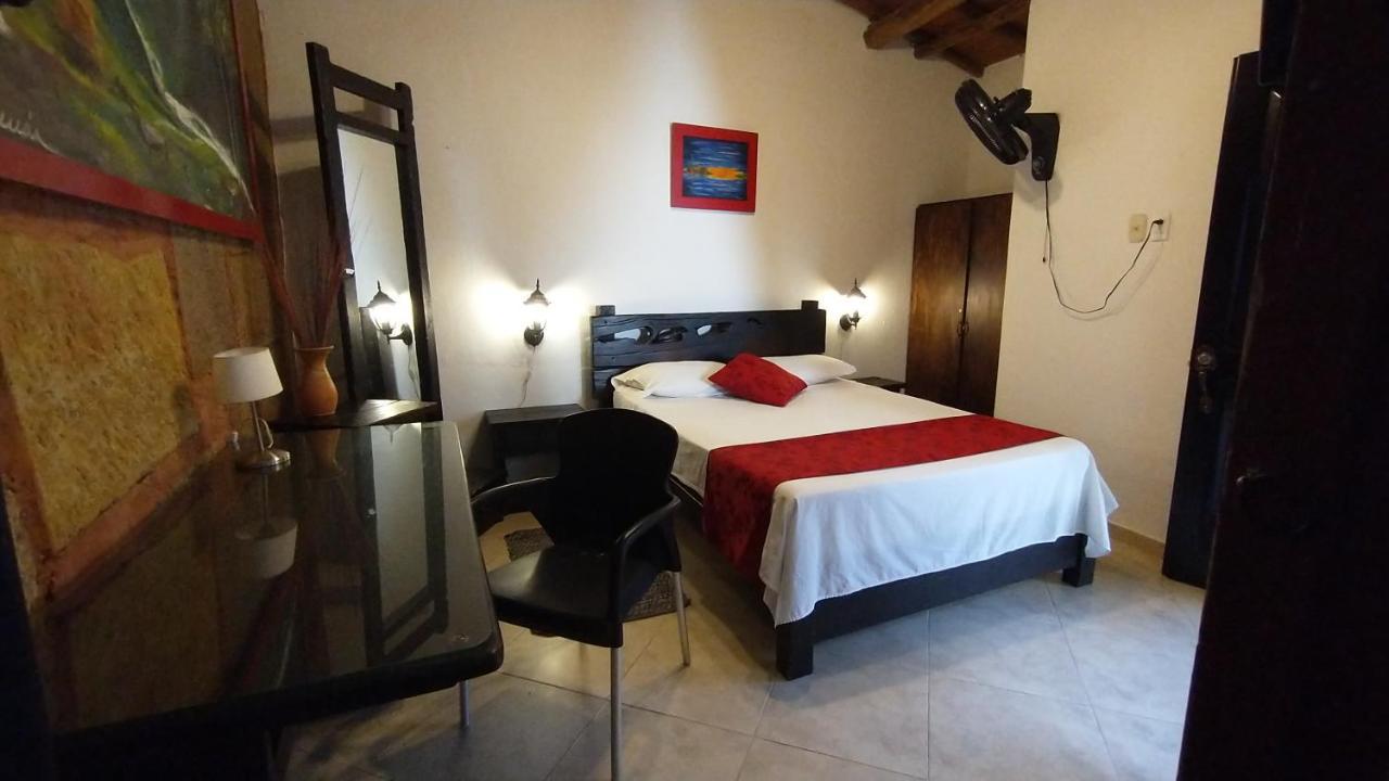 Santander Aleman Hostel San Gil Exteriör bild