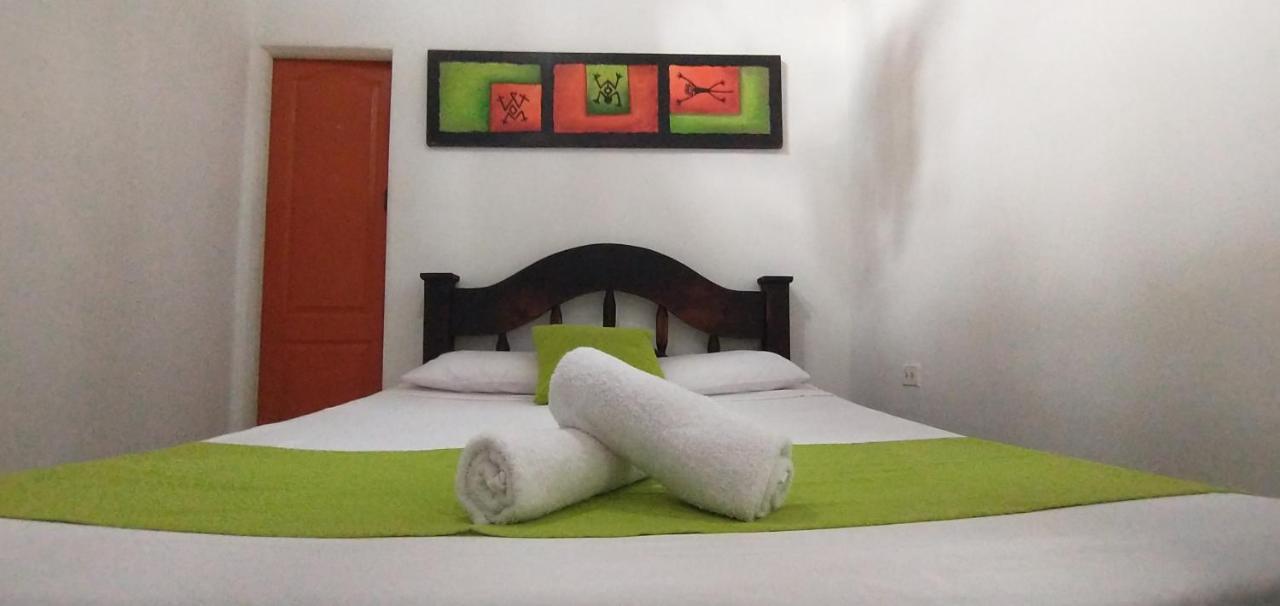 Santander Aleman Hostel San Gil Exteriör bild