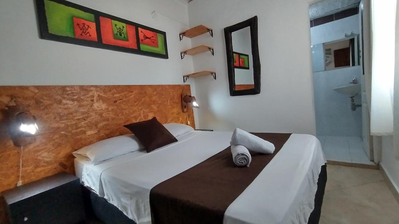 Santander Aleman Hostel San Gil Exteriör bild