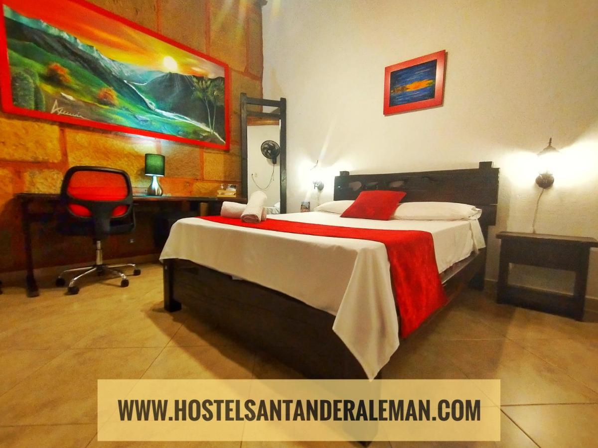 Santander Aleman Hostel San Gil Exteriör bild
