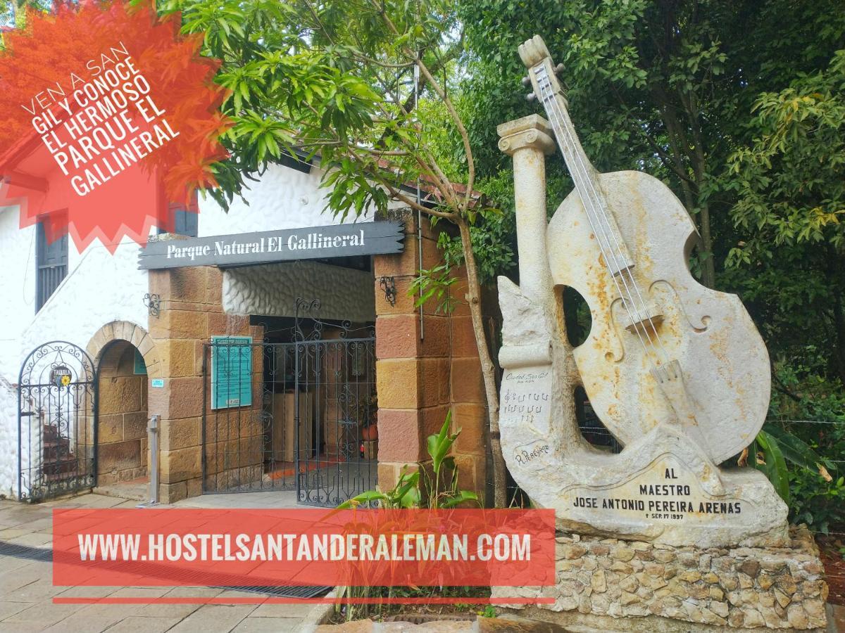 Santander Aleman Hostel San Gil Exteriör bild