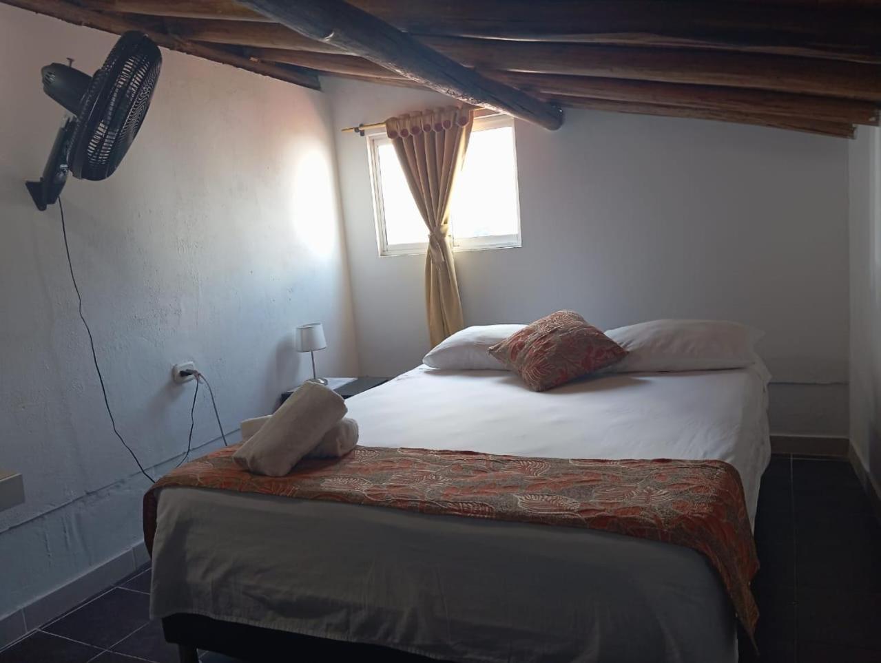 Santander Aleman Hostel San Gil Exteriör bild