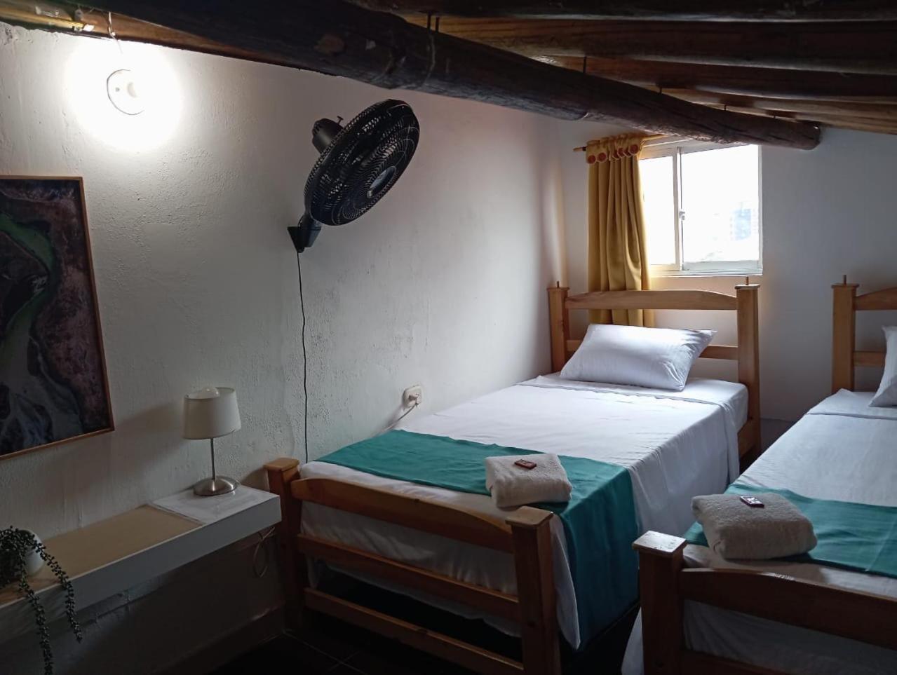 Santander Aleman Hostel San Gil Exteriör bild