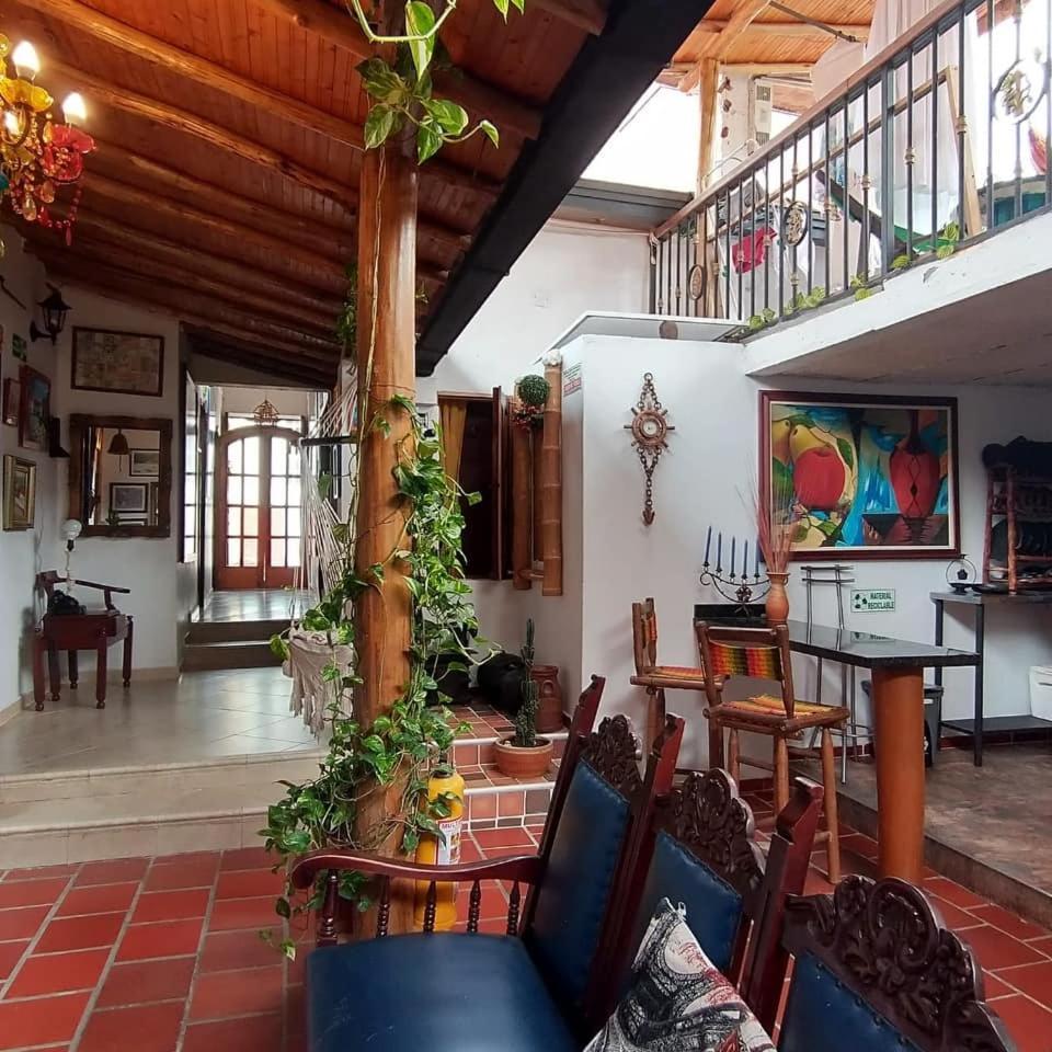 Santander Aleman Hostel San Gil Exteriör bild