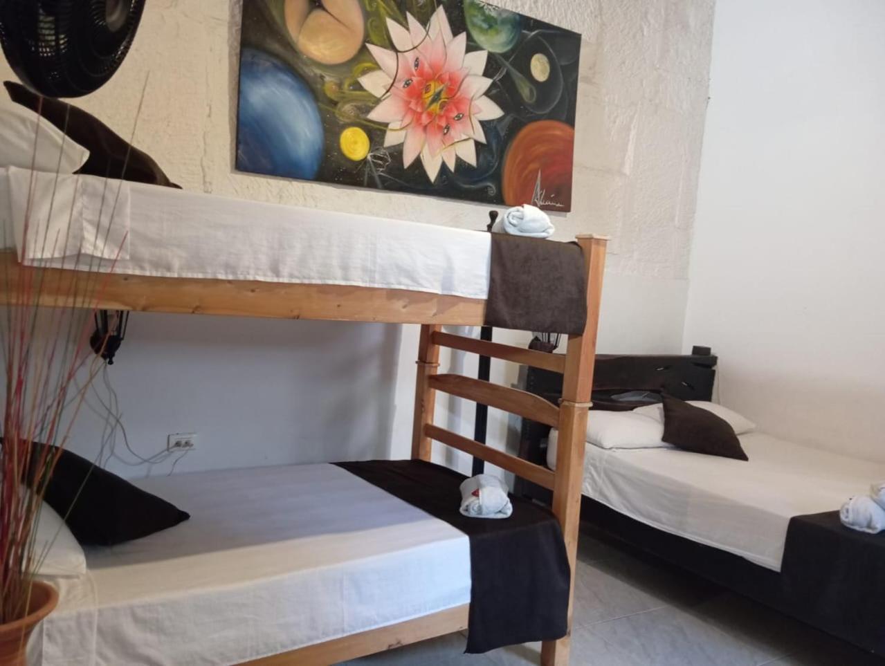 Santander Aleman Hostel San Gil Exteriör bild