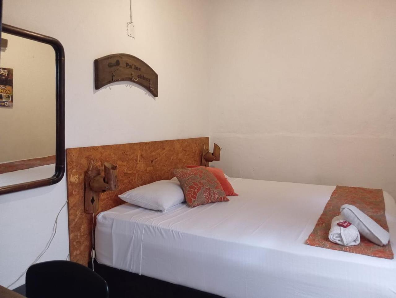 Santander Aleman Hostel San Gil Exteriör bild